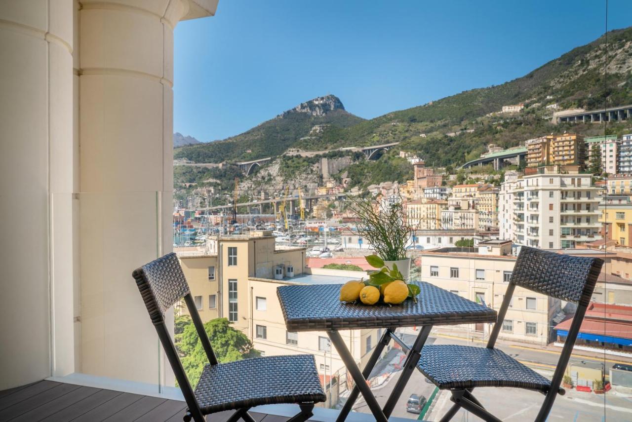 Crescent Moon Salerno